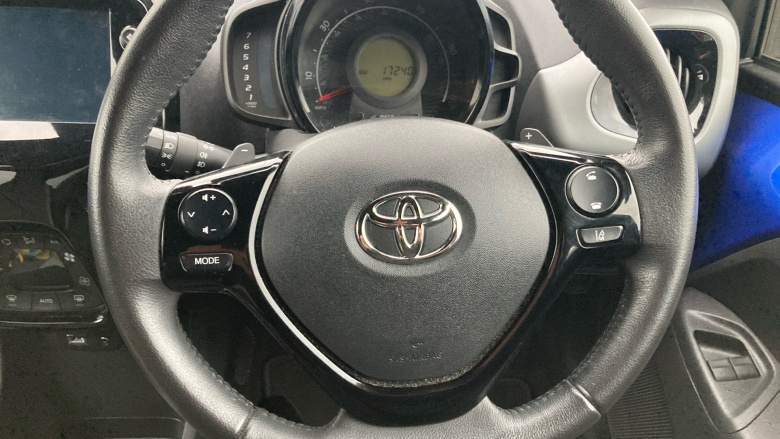 Toyota Aygo 1.0 VVT-i X-Trend TSS 5dr x-shift Petrol Hatchback